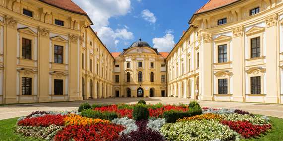 Moravské zámky Bučovice, Slavkov u Brna a Milotice s CK Travelholic/Česká republika - Bučovice