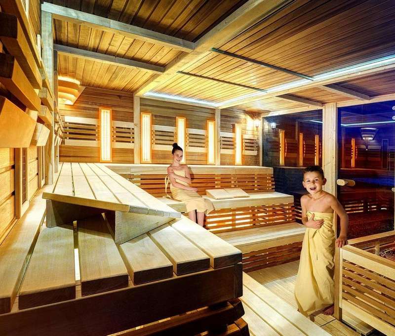 Obľúbený aquapark Tatralandia sa nachádza len 100 m od chatiek