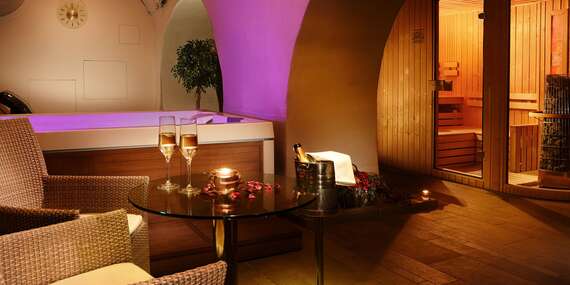 Romantická 3-chodová večera a 60 min. privátny wellness v hoteli Ambassador**** priamo v centre Košíc/Košice - Staré Mesto