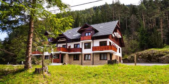 Dovolenka v Jasnej: moderné apartmány TRI STUDNIČKY s raňajkami/Liptov - Liptovský Mikuláš