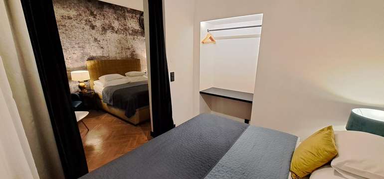 Hotel Antik - Štvorlôžková izba s dvoma posteľami 