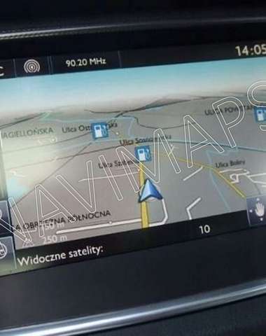 SD karty s mapami pre automobily rôznych značiek