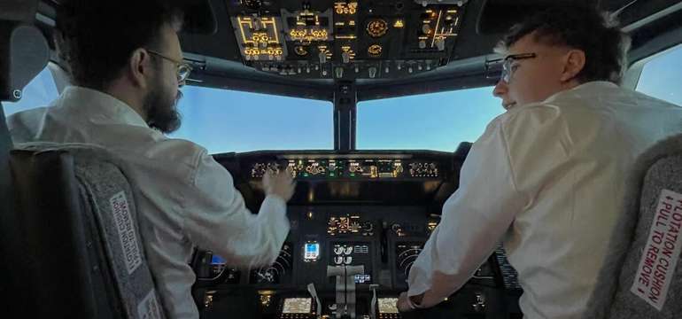 Pilotujte Boeing 737 ako profesionál s leteckým simulátorom FLYONE