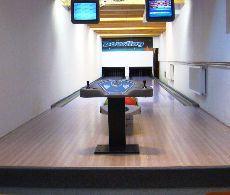 V hotelu Podlesí můžete trávit volný čas při bowlingu