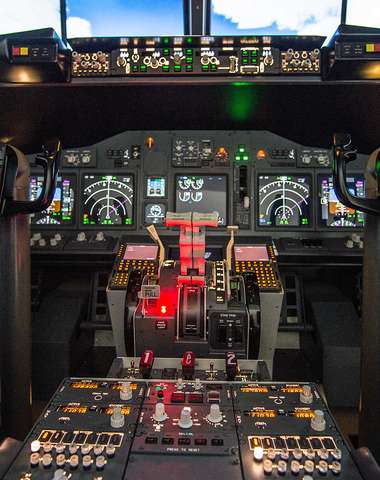 Let na simulátore Boeingu 737