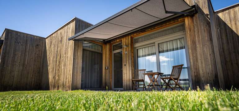 Ku každému apartmánu Natur B prislúcha vonkajšia terasa