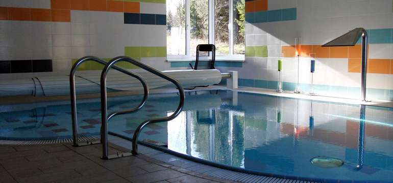 Wellness centrum s bazénom, vírivkou a saunou