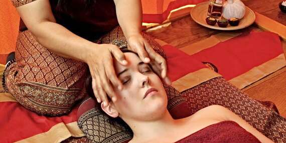 Thajská olejová masáž od rodilých Thajek v Thajské masáže Flora, skvelý tip na dárek/Praha 3 - Flora