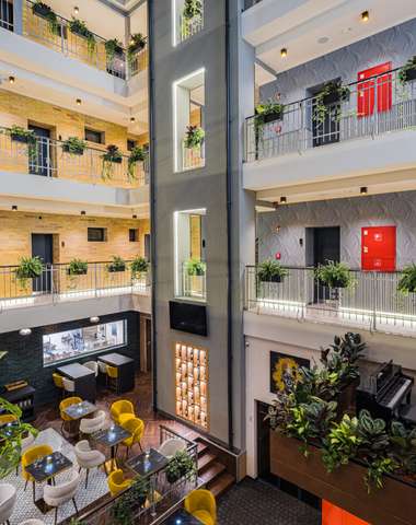 Modernýa štýlový interiér hotela Allora Hotel Budapest 4****