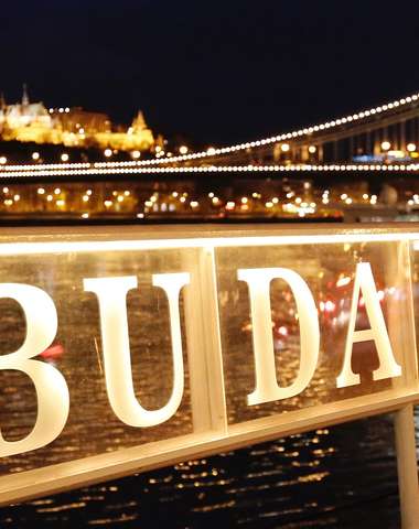 Budapešť