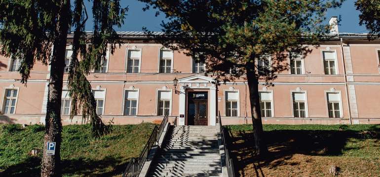 Ubytovanie v historickej budove v pokojnej časti centra