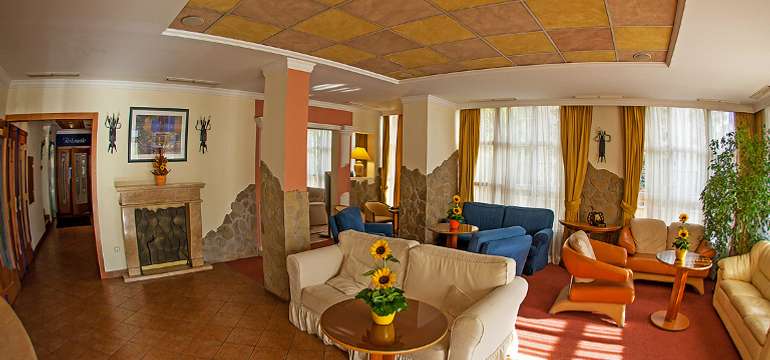 Mediterran Hotel Budapest**** má výbornou polohu se snadnou dostupností do centra
