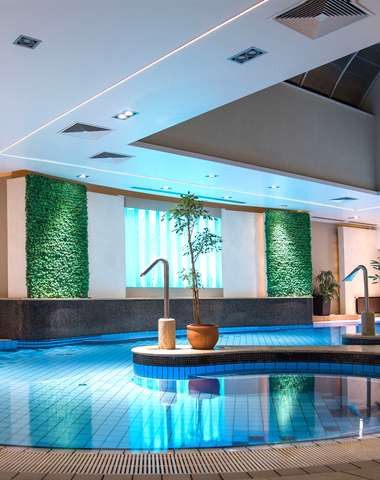 Wellness v hoteli Palace**** s bazénom, vírivkou a troma druhmi sáun