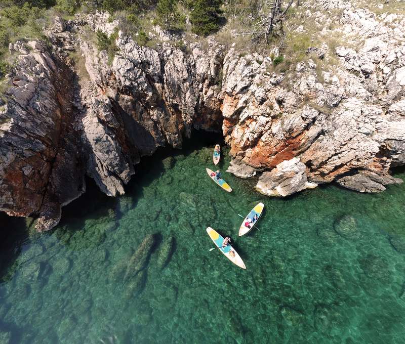 Dobrodružstvo na paddleboarde v slnečnom Chorvátsku