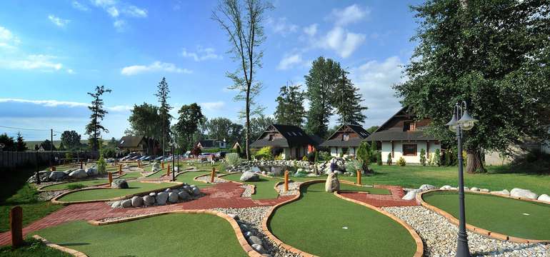 Aplend Adventure Golf