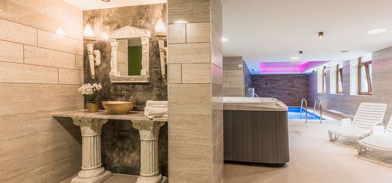 Wellness centrum priamo v hoteli Tulipán***