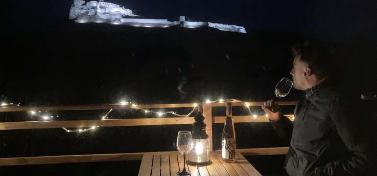 Užite si romantiku s jedinečným výhľadom na hrad