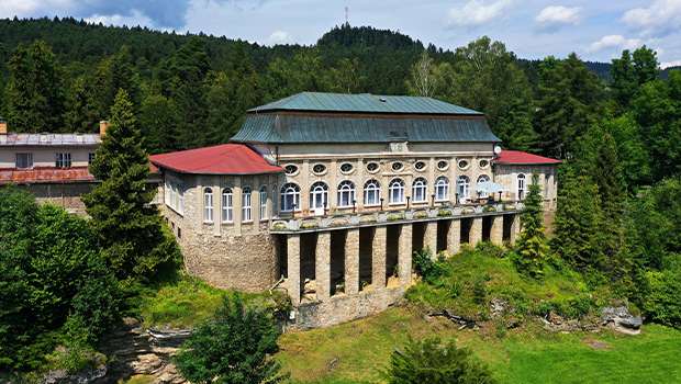 biely dom vysne ruzbachy
