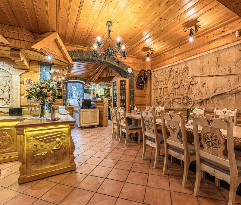 Restaurace v sousedním penzionu Viktória***