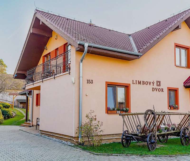 Rodinný penzión nachádzajúci sa v rázovitej podtatranskej obci Vrbov