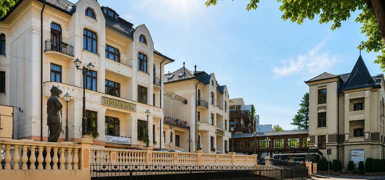 Hotel MOST SLÁVY*** s polpenziou, masážou a procedúrami