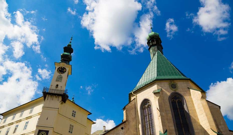radnica, radnica štiavnica, opačné hodiny 
