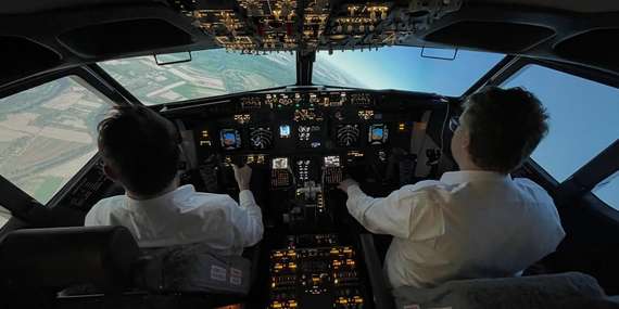 Pilotujte Boeing 737 ako profesionál s leteckým simulátorom FLYONE/Bratislava - Staré Mesto