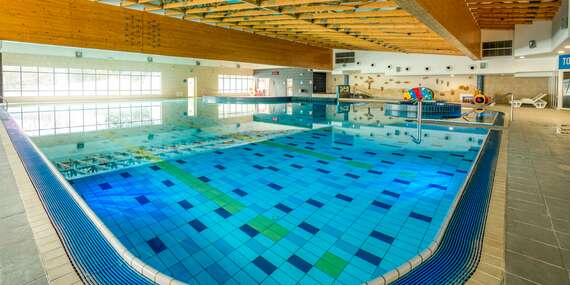 Celodenný vstup do Holidayparku Kováčová + obedové menu - zábava a relax v termálnej minerálnej vode/Kováčová