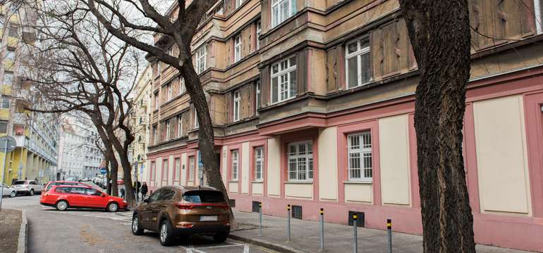 Budova apartmánov na Medenej 10 v bratislavskom Starom Meste