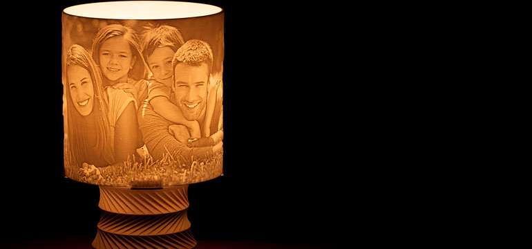Lampa s vlastným motívom - rozžiarte svoje fotografie