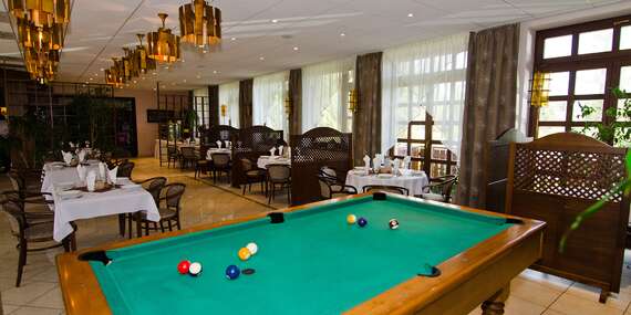 Dovolenka v rodinnom hoteli Autis*** pod Tatrami s polpenziou, saunou a 2 deťmi zadarmo/Vysoké Tatry - Dolný Smokovec