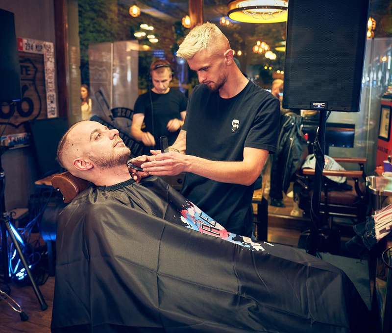 Pánsky strih, úprava brady alebo Barber kombo v Barbershop Melrose Prešov