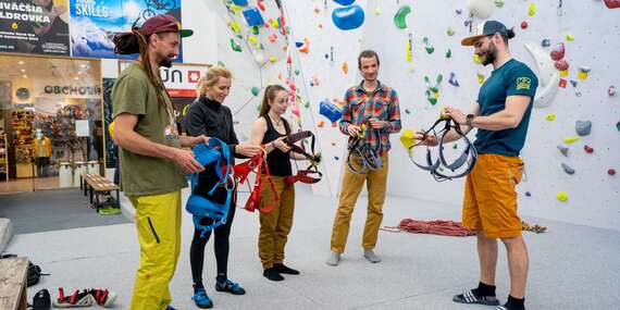 Kurz lezenia a istenia pre začiatočníkov na Lezeckej stene K2 – Bratislava / Bratislava – Ružinov