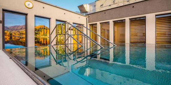 Hotel priamo v Termáloch Malé Bielice s bohatou polpenziou a neobmedzeným vstupom do bazénového komplexu / Slovensko - Malé Bielice