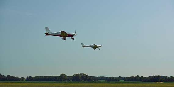 Zážitkový let až pre 3 osoby s možnosťou pilotovania v 4-miestnej Cessna F172N/Letisko Trnava (Boleráz)