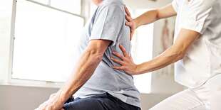 Cvičenie s fyzioterapeututkou v salóne Lucia_fyzio