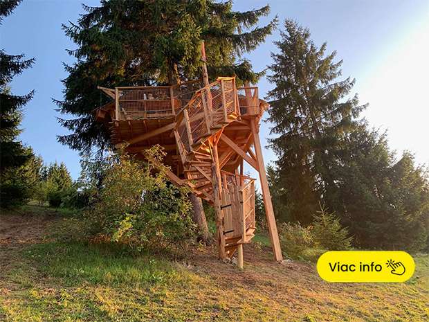 Domček v korunách stromov na Liptove 