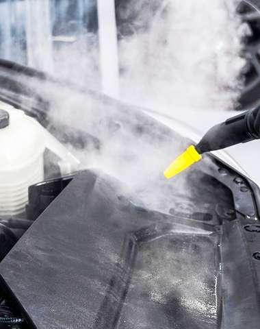 Kompletné parné čistenie všetkých typov áut v Para Car Wash