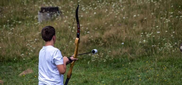 Lukostreľba + Zipline v Rajeckej Lesnej (30 km od Žiliny)