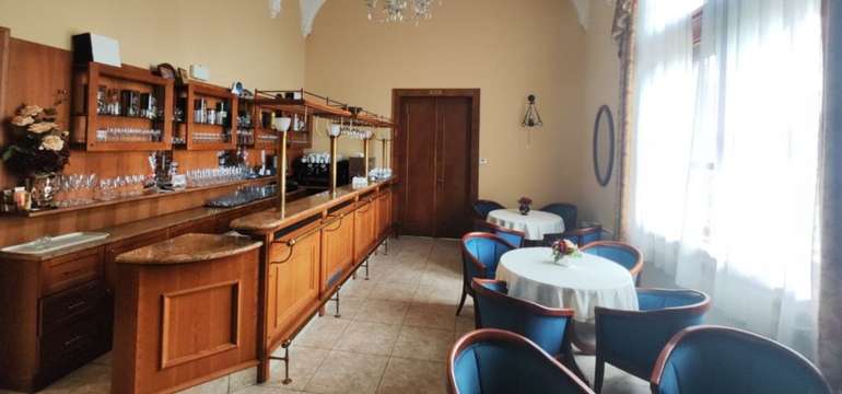 Smolenický zámok - bar