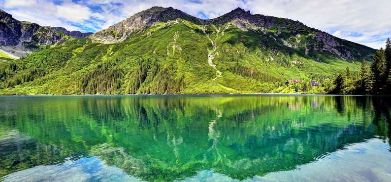 Morskie Oko je odměnou pro oko každého turisty (20 km od penzionu)