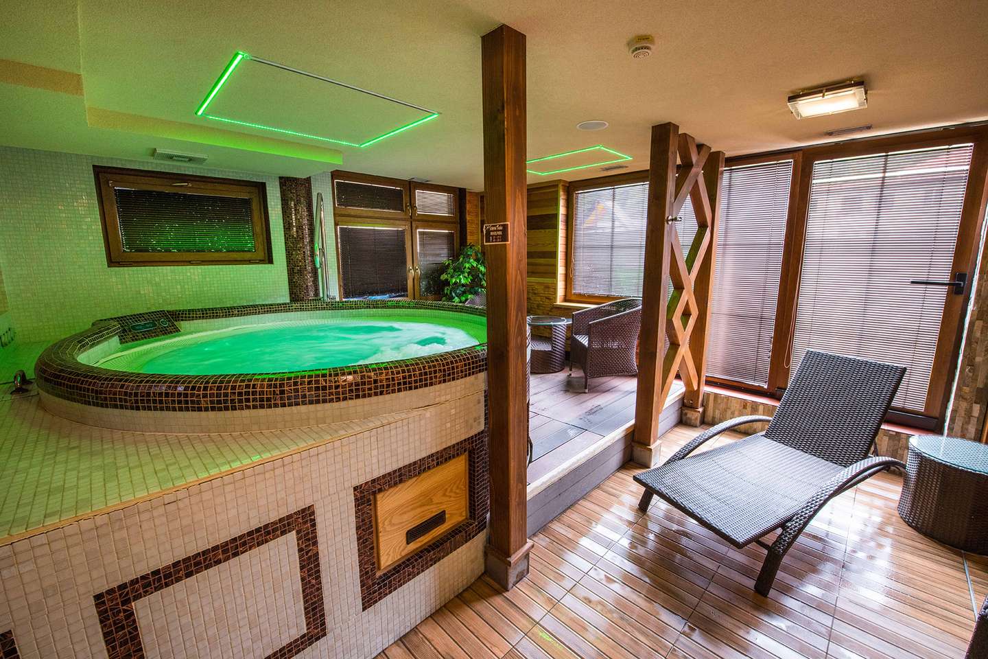 Penzión pri Trojičke*** na Kysuciach so stravou a vstupom do wellness