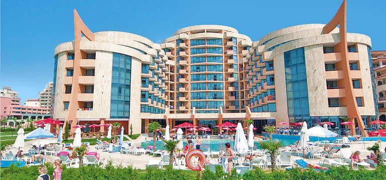 Hotel Marlin Beach**** leží na Slnečnom pobreží v Bulharsku