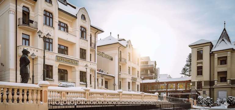MOST SLÁVY*** je štýlový, kvalitne vybavený hotel v svetoznámych Trenčianskych Tepliciach