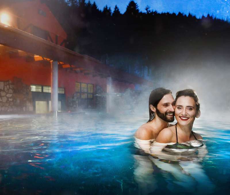 Vstup pre dvoch alebo prenosná permanentka do liečivých vôd AQUA - VITAL Parku Lúčky