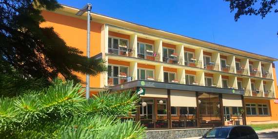 Wellness pobyt v Turčianskych Tepliciach v hoteli Rezident*** s procedúrami, polpenziou aj vstupom do aquaparku/Turčianske Teplice