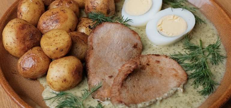 Reštaurácia varí poctivé domáce jedlá, ponúka aj vlastné koláče
