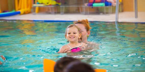 Plávanie pre bábätká od 3 mesiacov do 3 rokov - prvé dotyky s vodou bezpečne a hravo v ŠNOPe/Bratislava – Ružinov