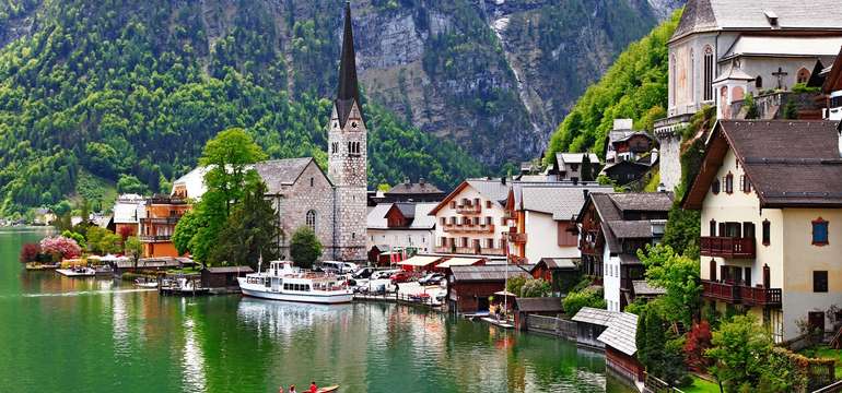 Jedna z najkrajších dediniek na svete - Hallstatt