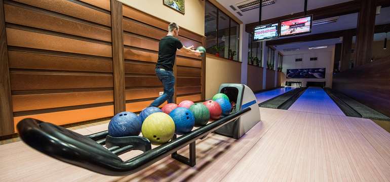 ALEXANDRA WELLNESS HOTEL***, Bowling s dvoma dráhami